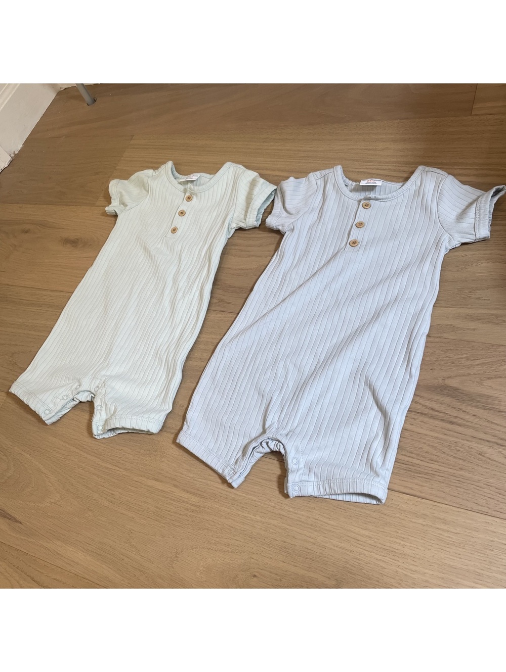 Mini Threads Baby Cream/Off-white Romper – Size 18-24 months